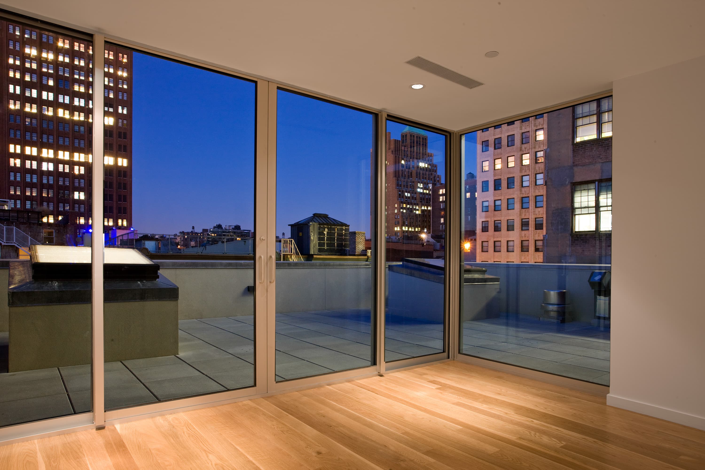 Mixed Use Residential Luxury Rental 105 Franklin Street-Development